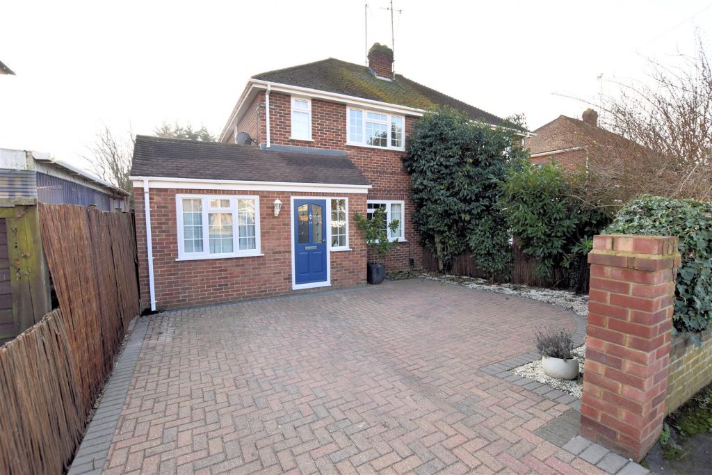 Worcester Close, Southcote, Reading Village Properties