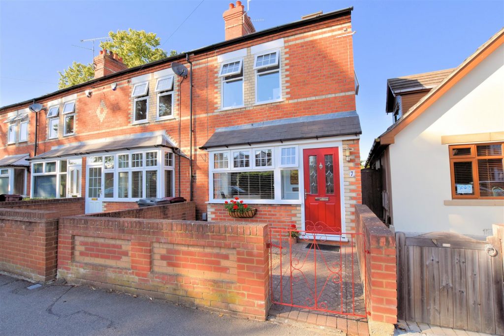 Gratwicke Road, Tilehurst, Reading Village Properties