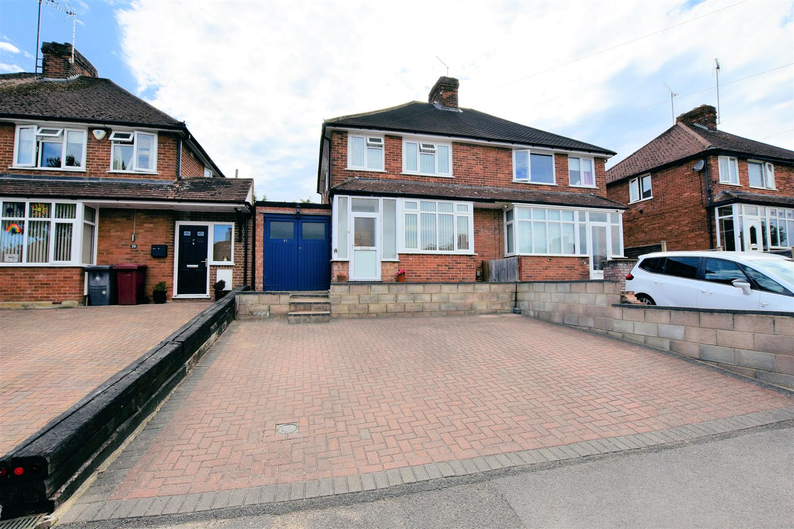 Grasmere Avenue, Tilehurst, Reading Village Properties