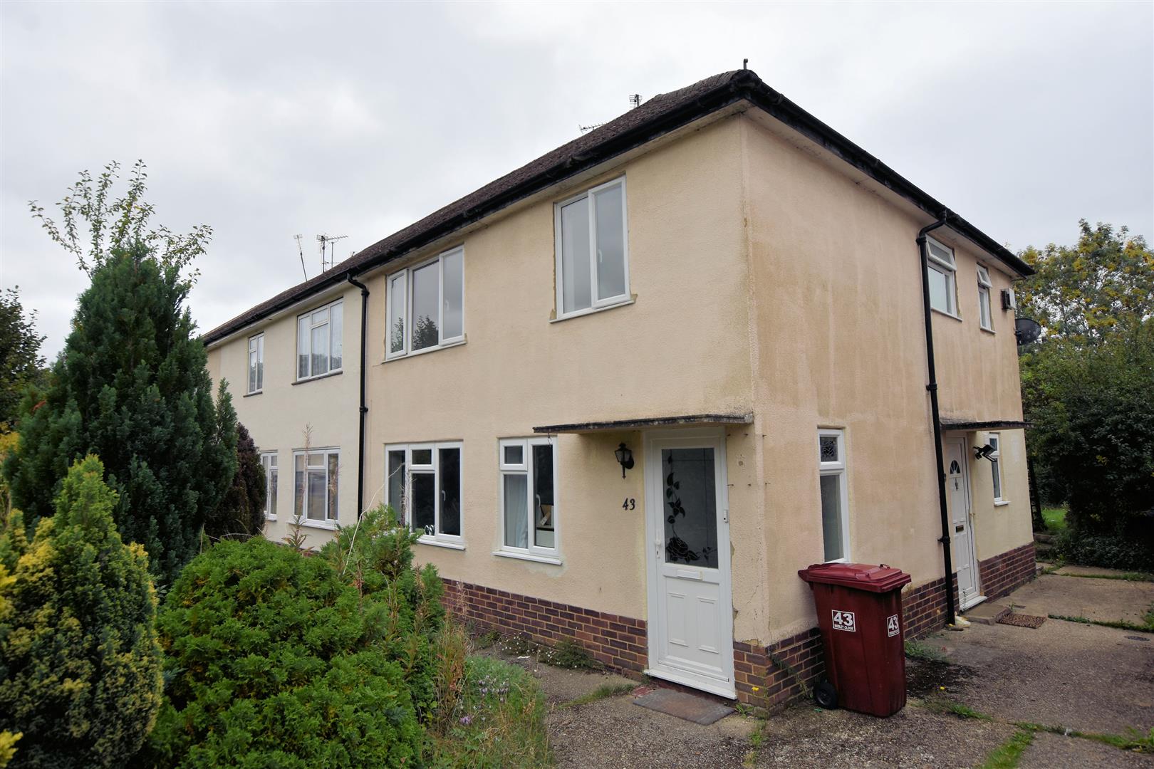 Dudley Close, Tilehurst, Reading Village Properties