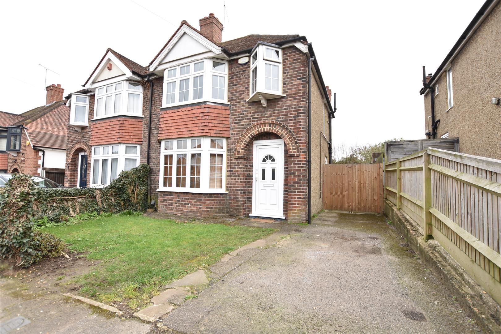 Osborne Road, Reading Village Properties