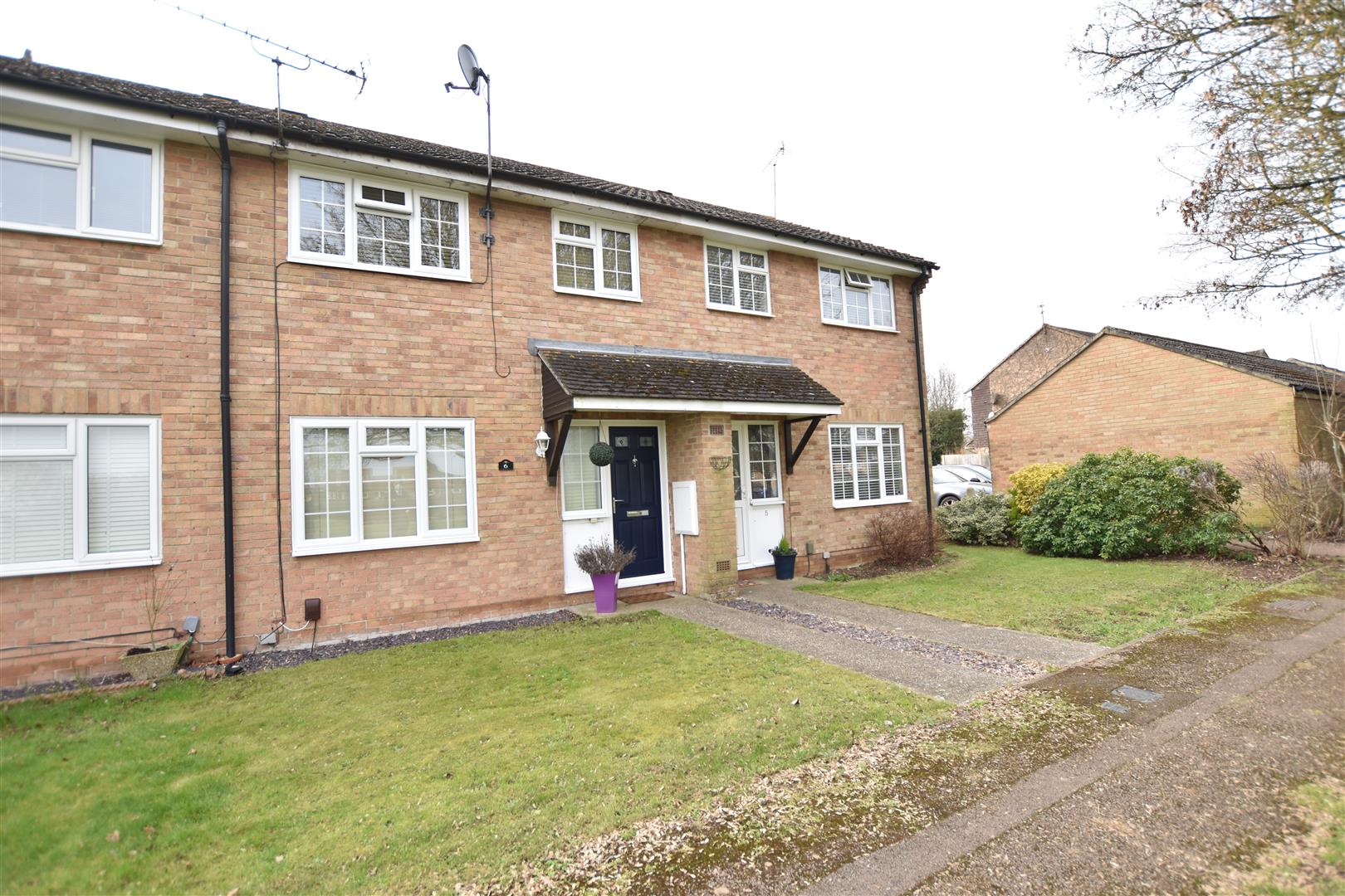 Laytom Rise, Tilehurst, Reading Village Properties