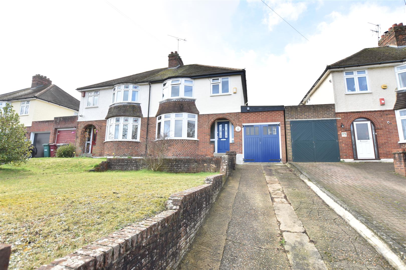 Oxford Road, Tilehurst, Reading Village Properties