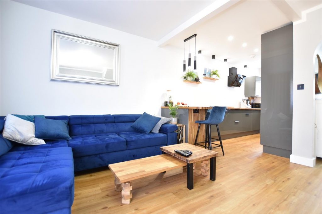 Top Ten Trending May 2021 Village Properties Estate Agents Tilehurst