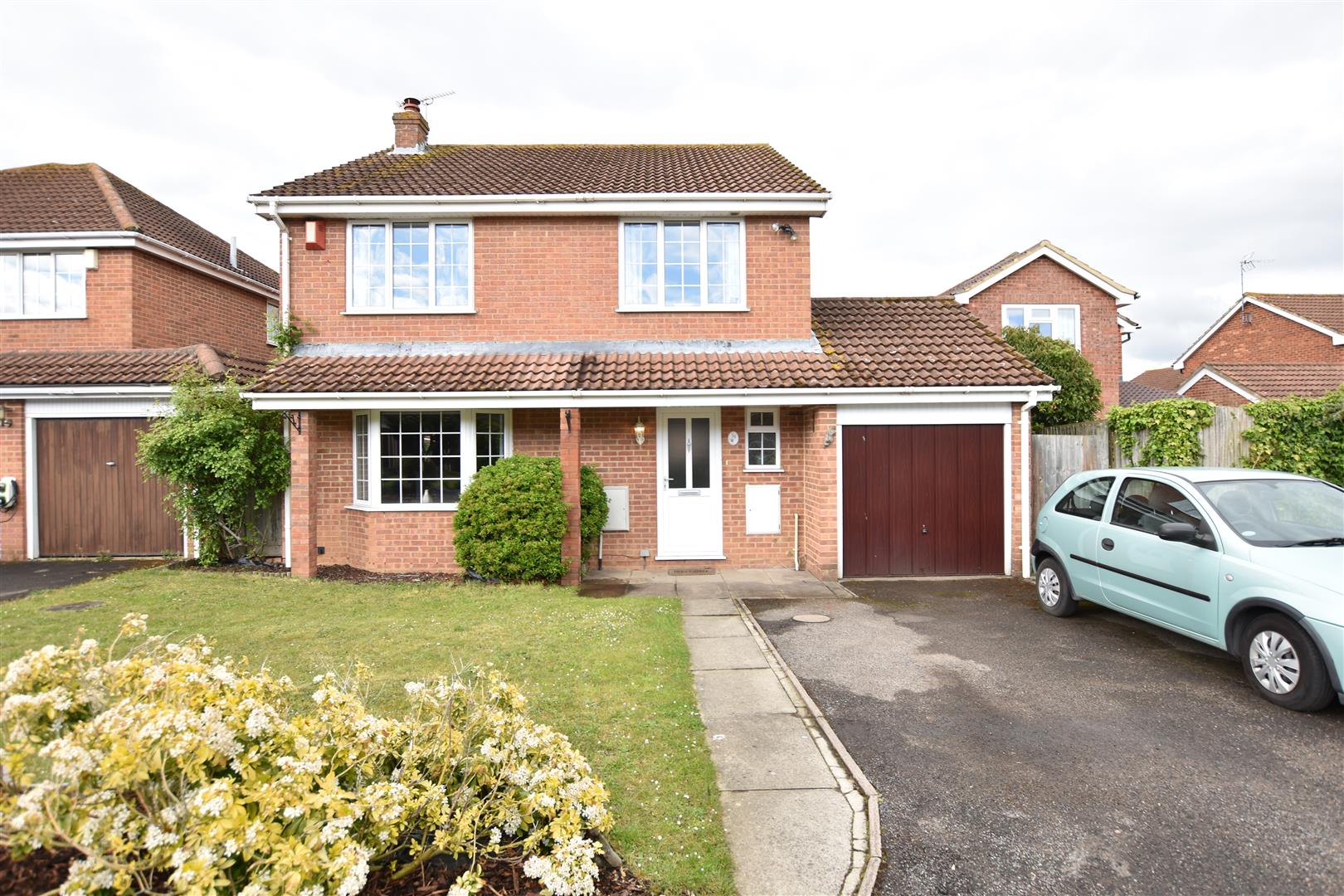 Rosemary Avenue, Earley, Reading Village Properties