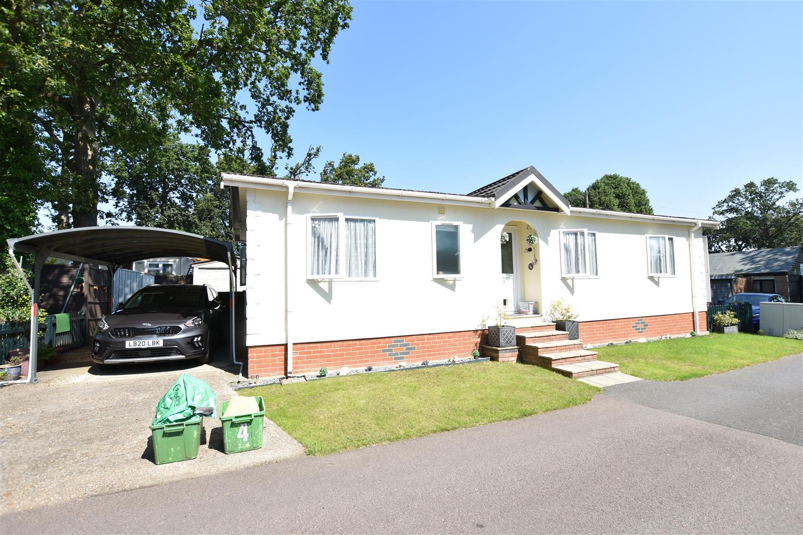 Garston Park, Tilehurst, Reading Village Properties