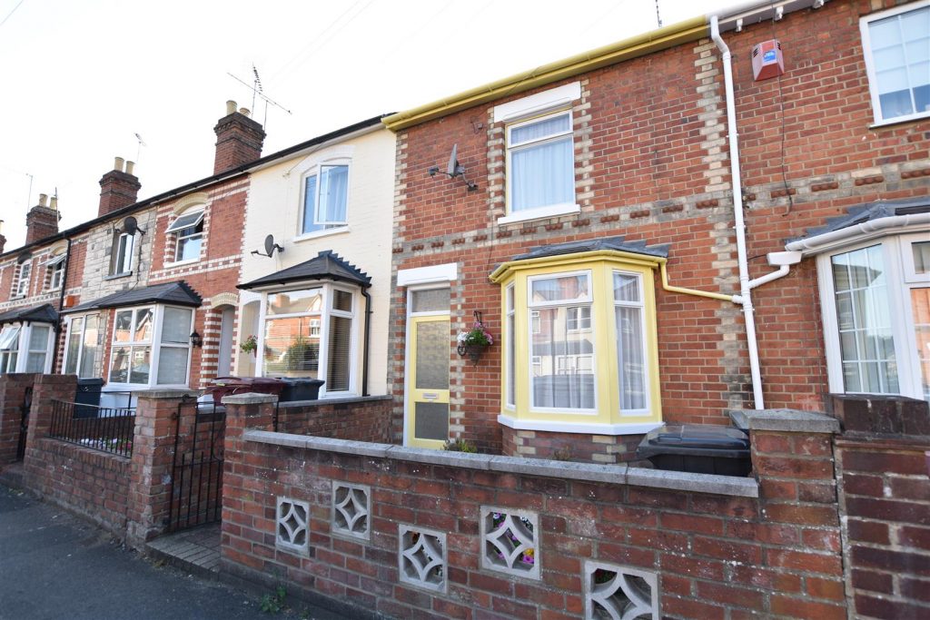 Connaught Road, Reading Village Properties