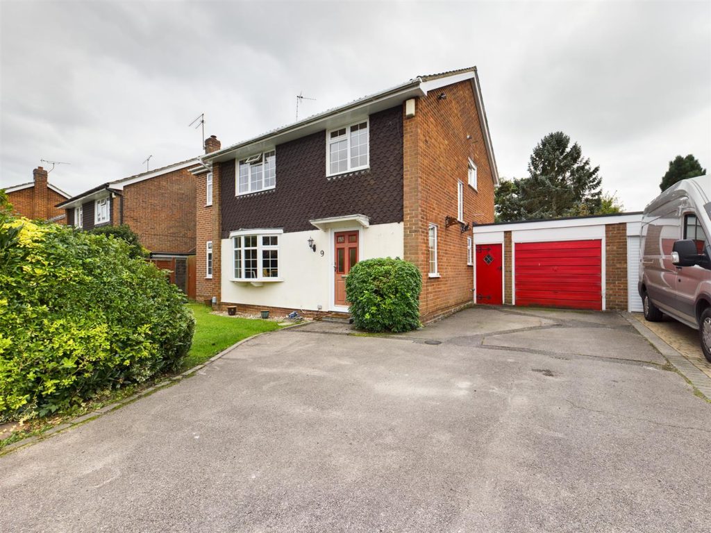 Conifer Drive, Tilehurst, Reading