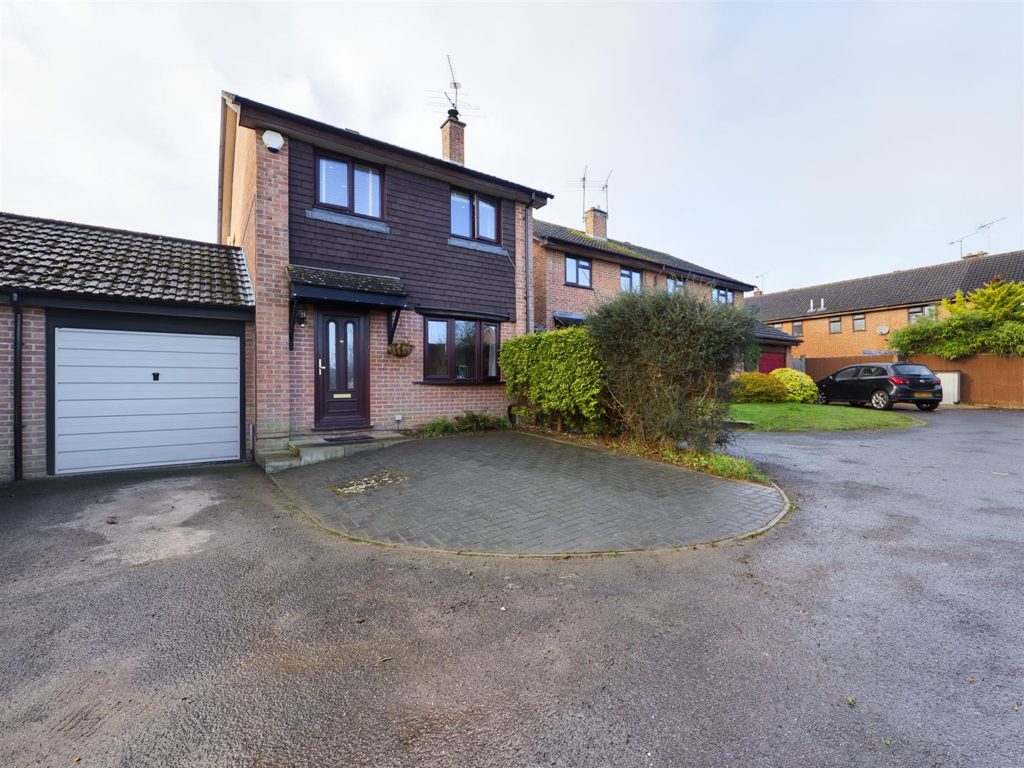 Five Acre, Tilehurst, Reading