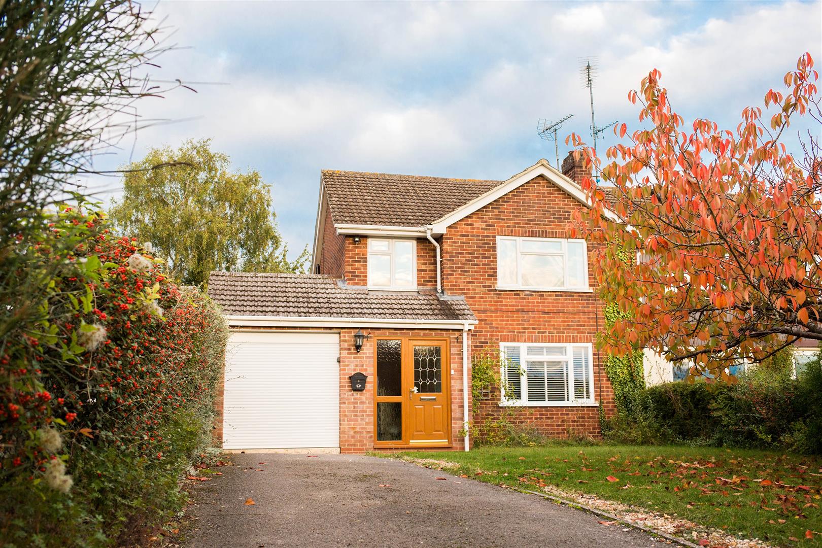 Fullbrook Crescent, Tilehurst, Reading Village Properties