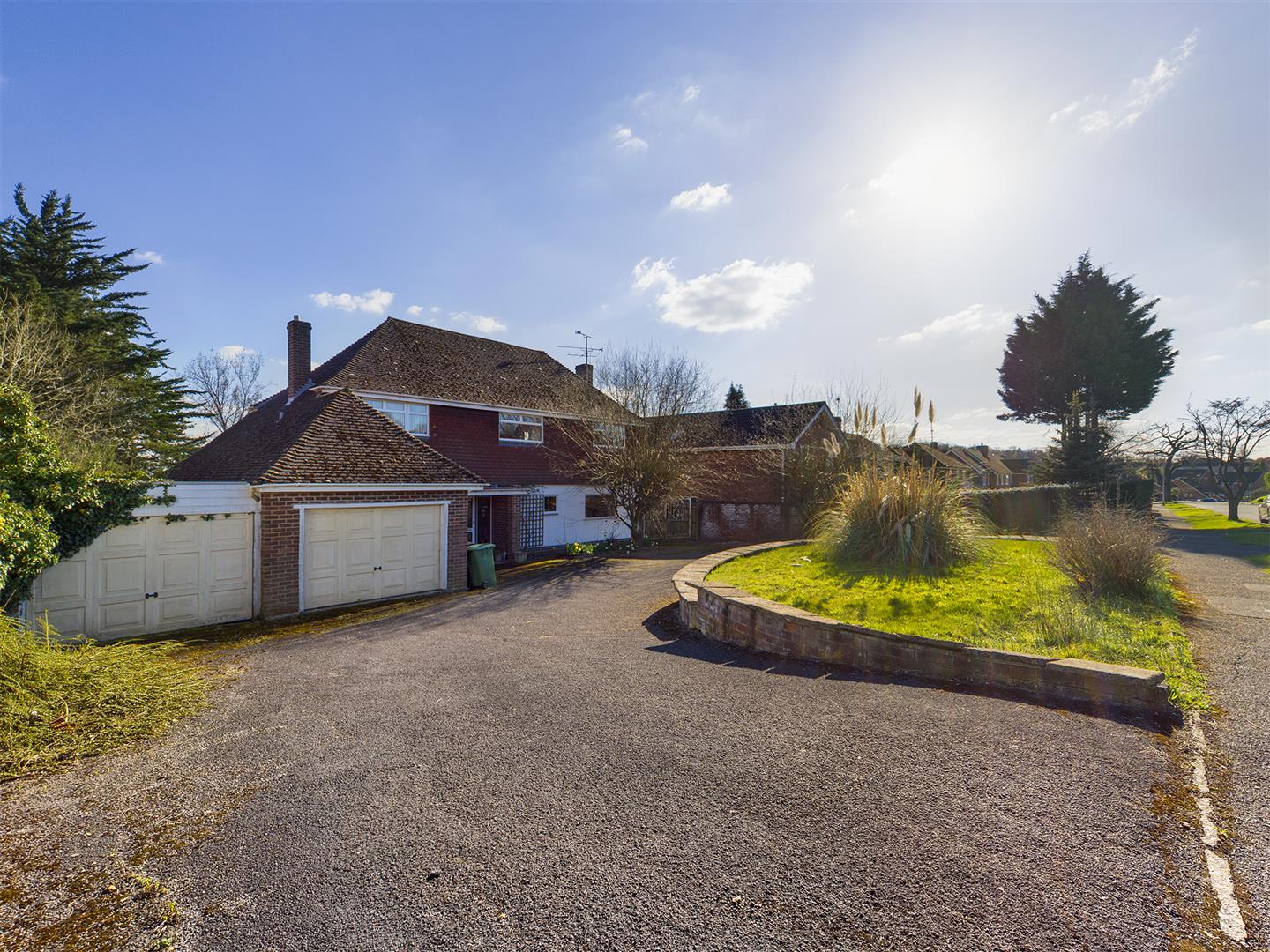 Fairway Avenue, Tilehurst, Reading Village Properties