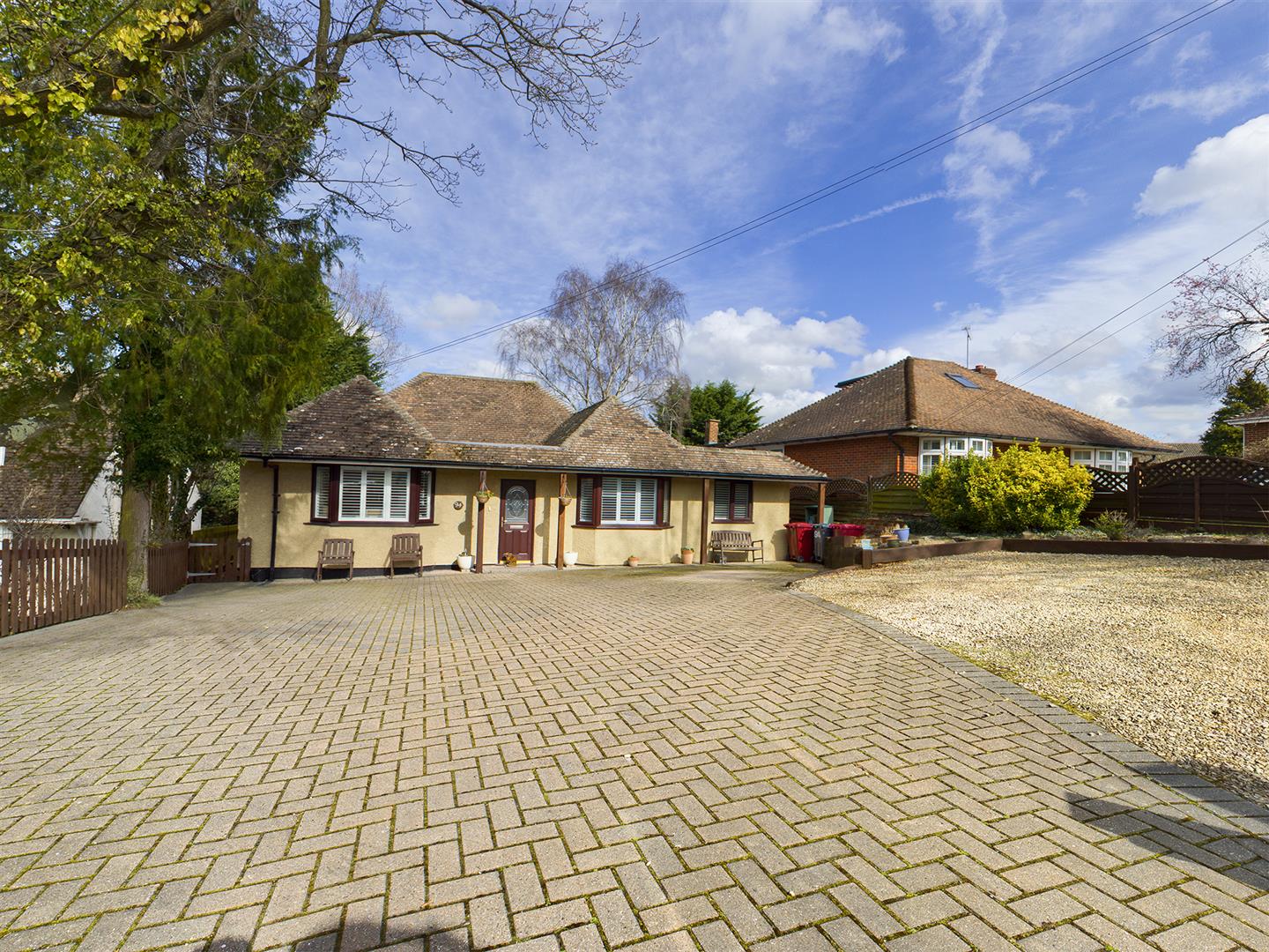 Chapel Hill, Tilehurst, Reading Village Properties