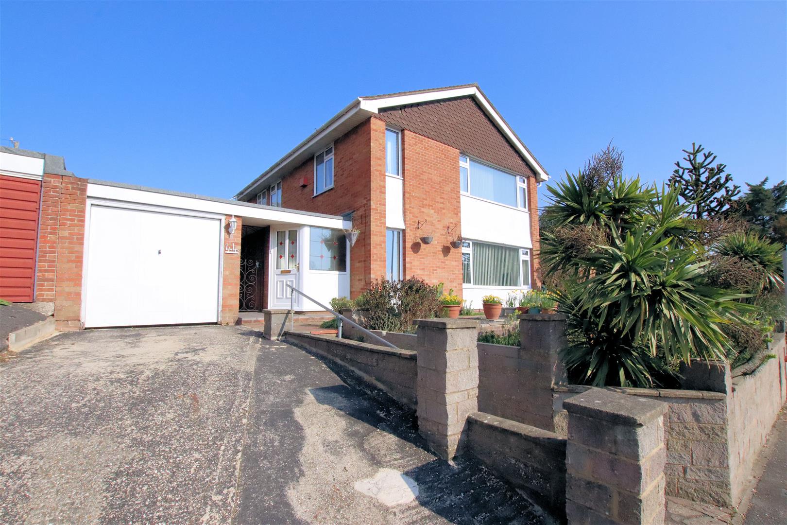 Berkeley Avenue, Reading Village Properties