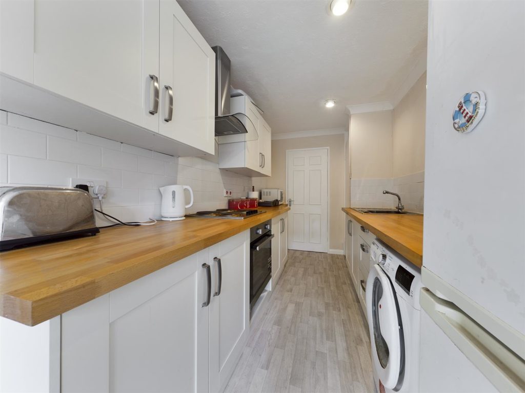 Dresden Way, Tilehurst, Reading Village Properties