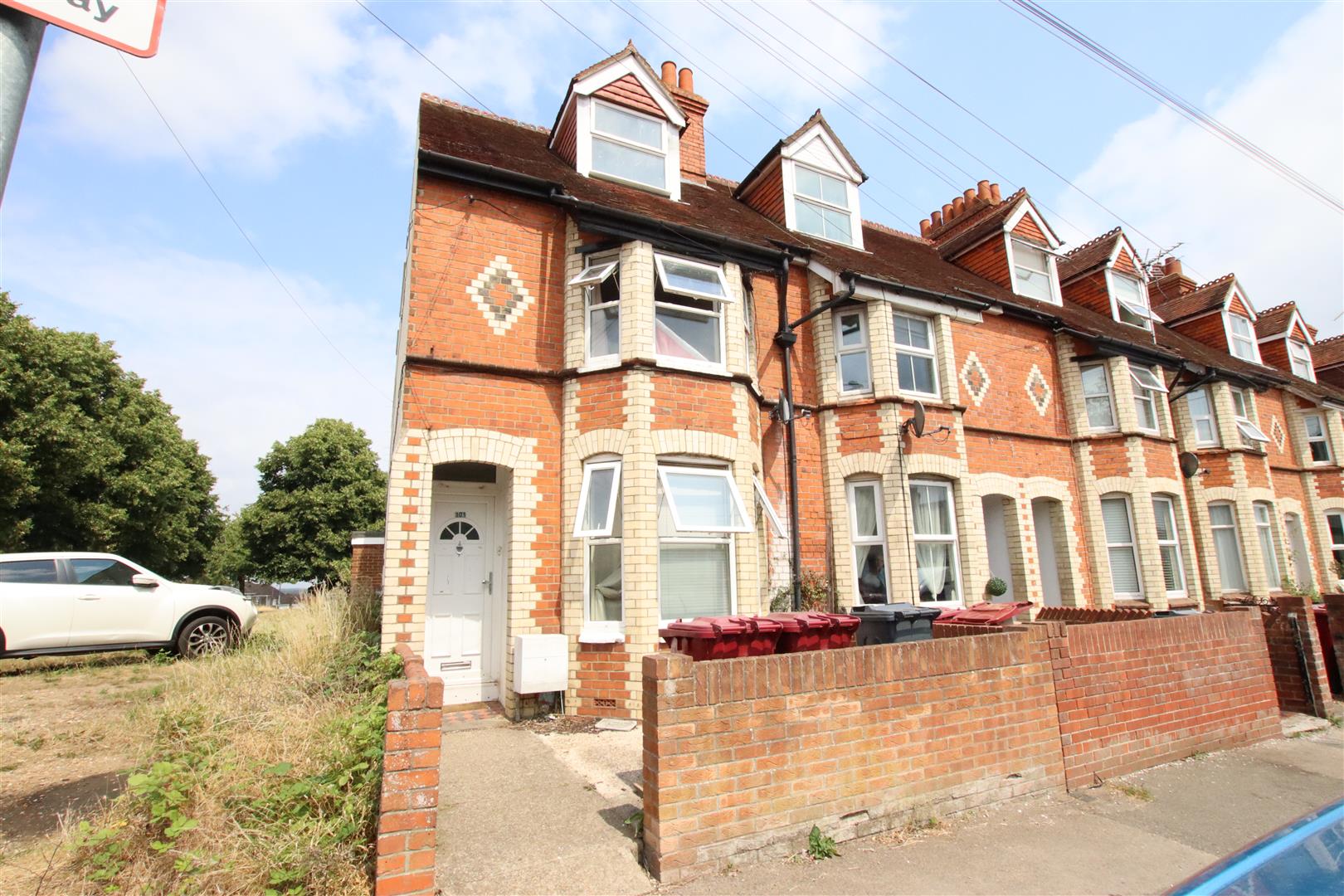 Norcot Road, Tilehurst, Reading Village Properties