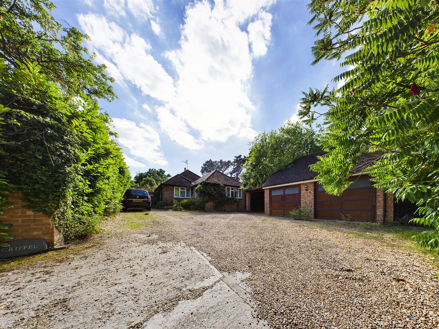 Oxford Road, Tilehurst, Reading Village Properties