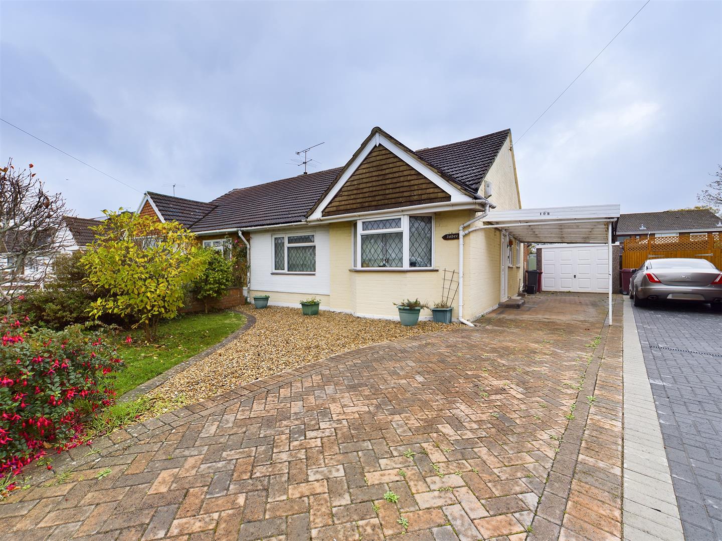 Winton Road, Reading Village Properties