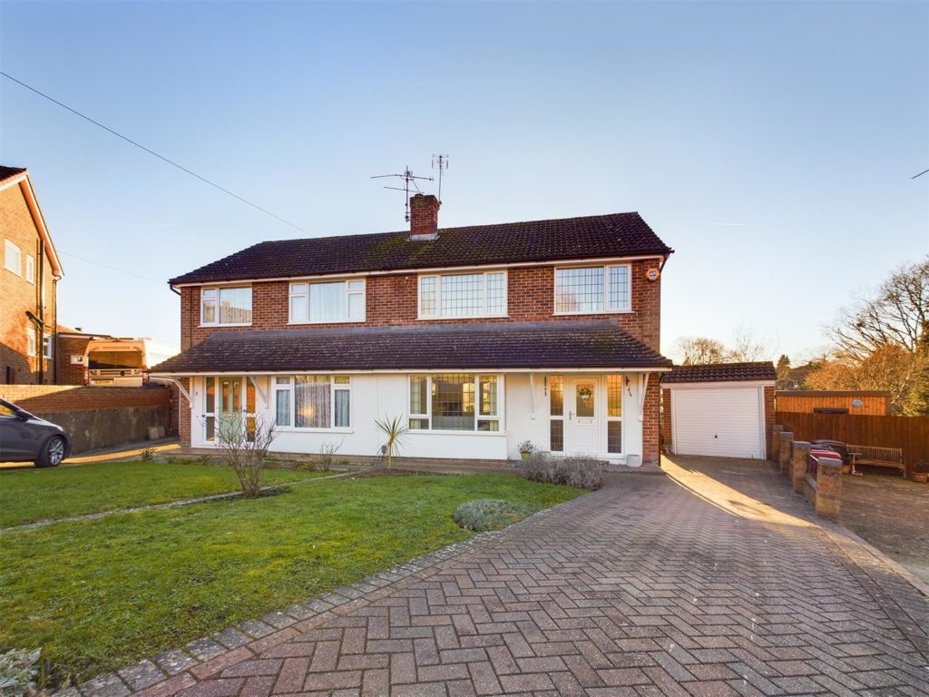 Hazelwood Close, Tilehurst, Reading Village Properties