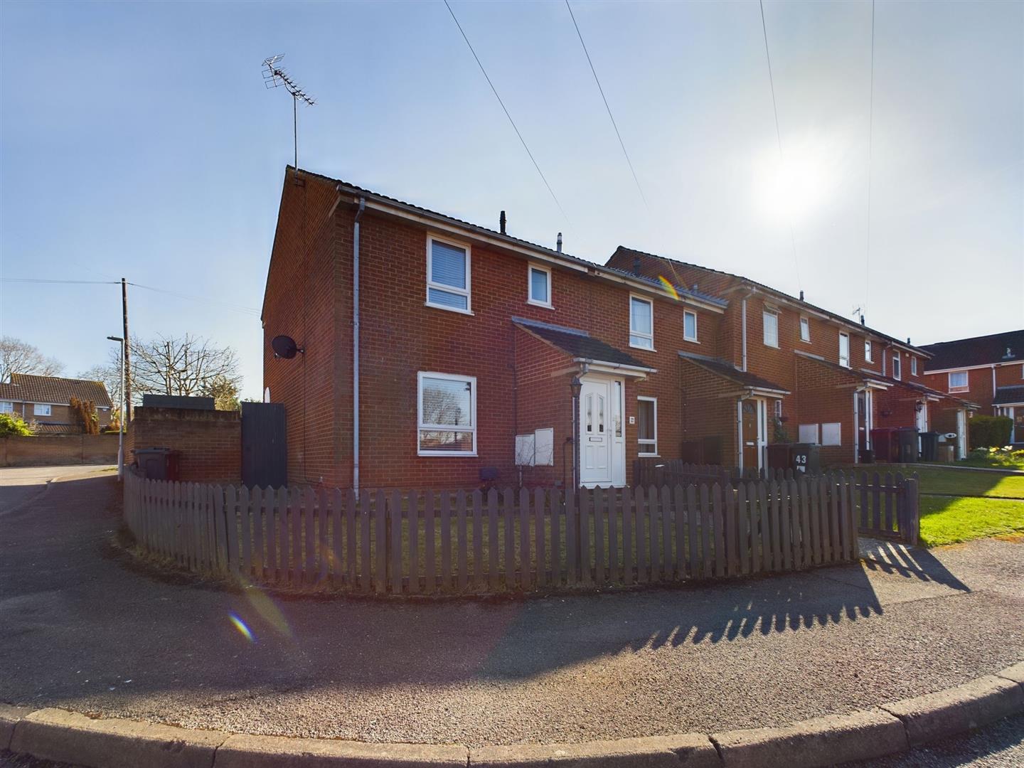 Minton Close, Tilehurst, Reading Village Properties