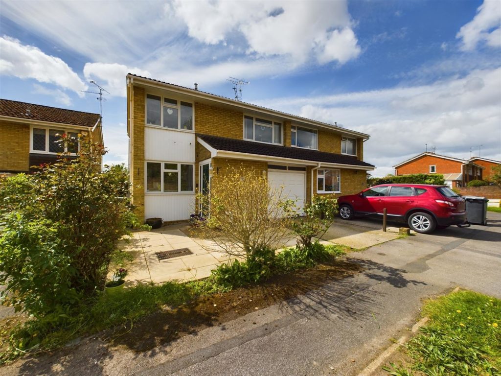 Barbrook Close, Tilehurst, Reading