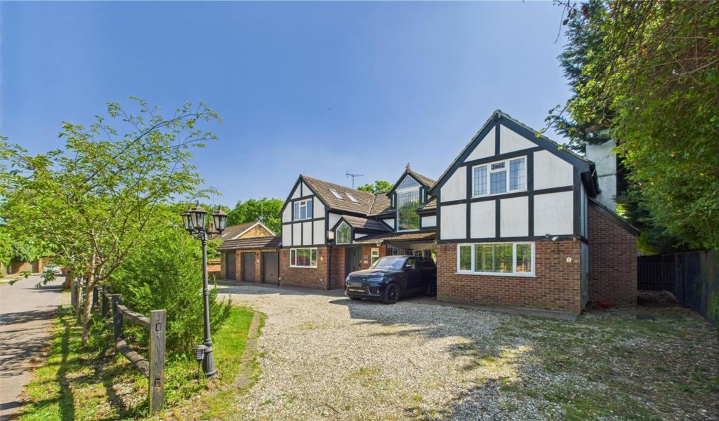 VP - Long Lane, Tilehurst,