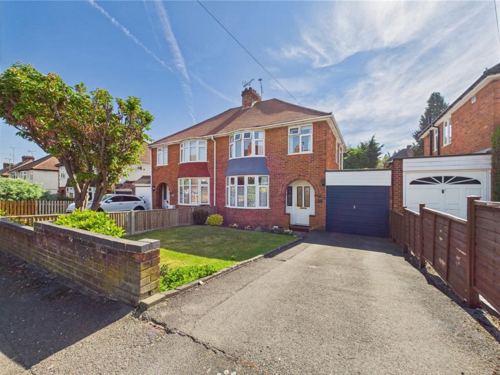 Kentwood Hill, Tilehurst, Reading