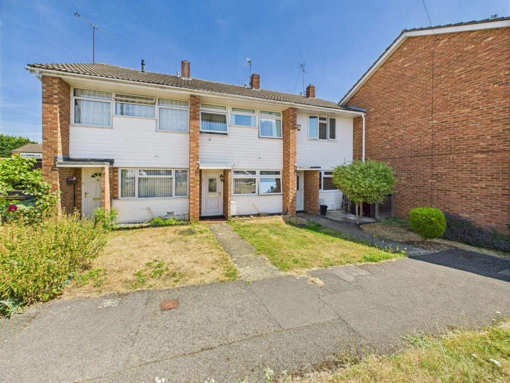 Dalton Close, Tilehurst, Reading