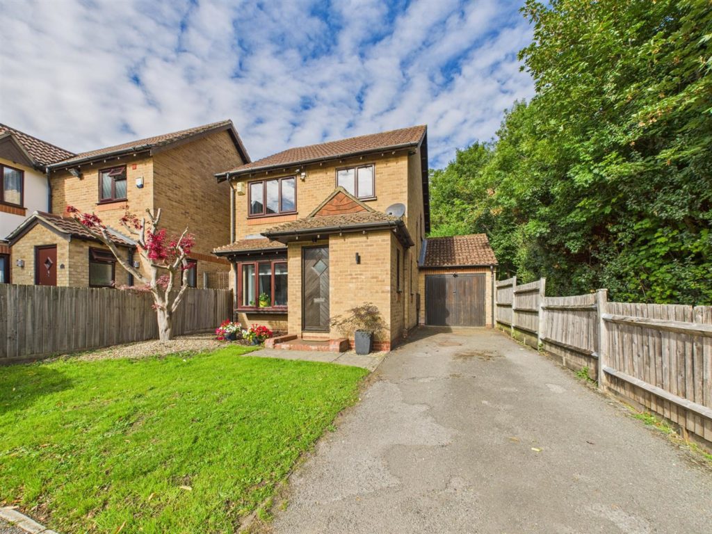 Hirstwood, Tilehurst, Reading
