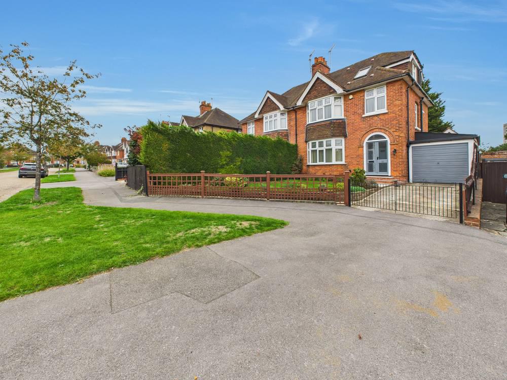 Winser Drive, Reading