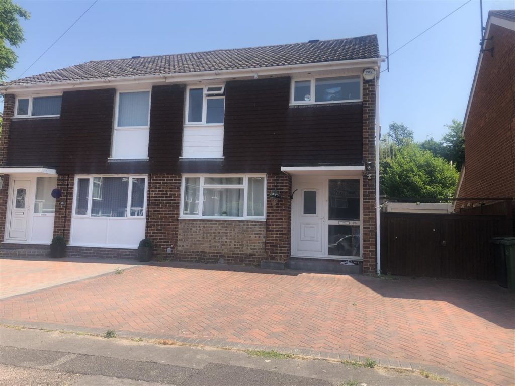 Ferndale Avenue, Reading