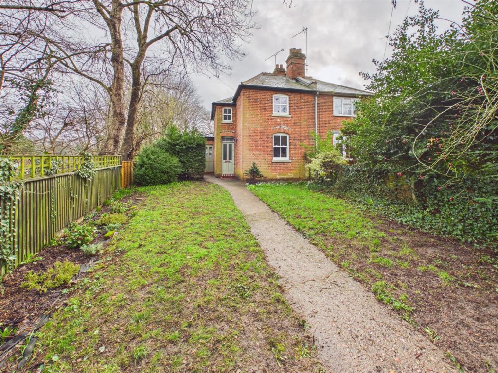 Gipsy Lane, Tilehurst, Reading