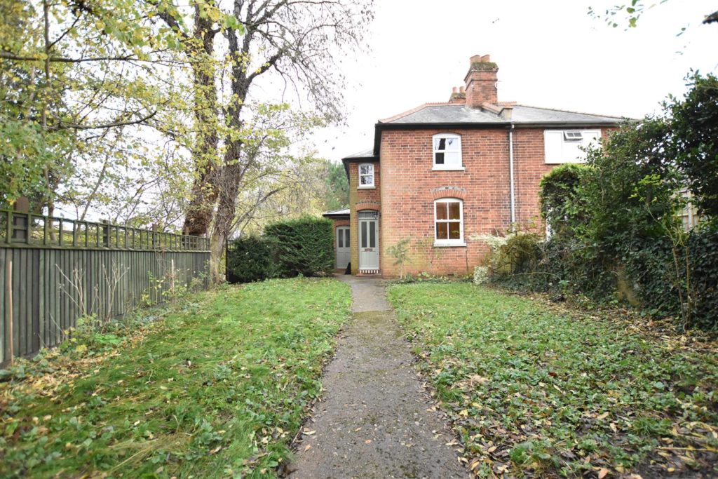 Gipsy Lane, Tilehurst, Reading