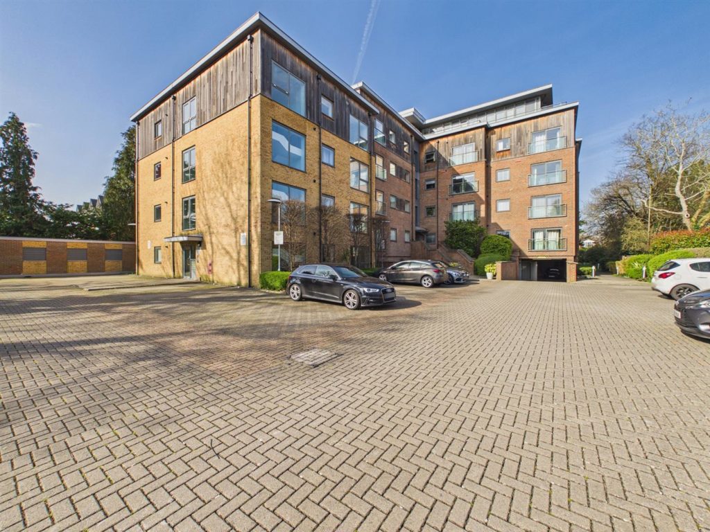 Southcote Lane, Reading