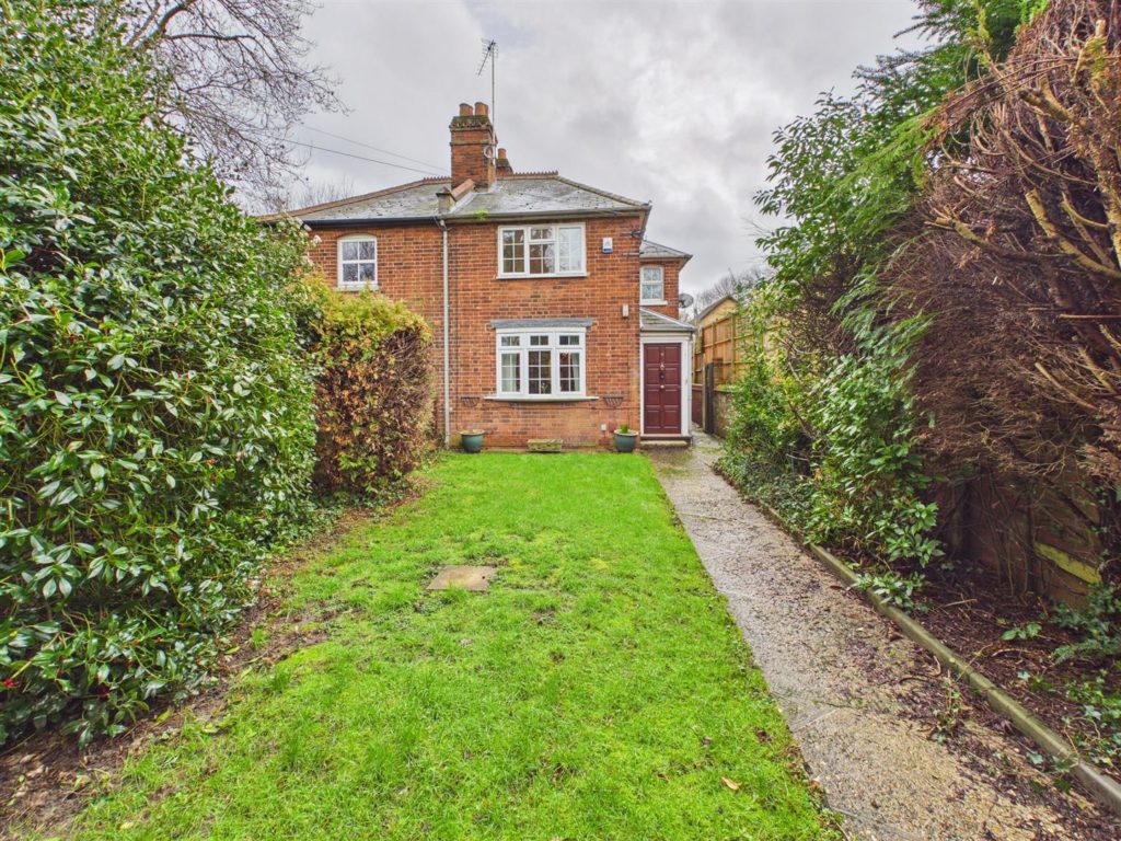 Gipsy Lane, Tilehurst, Reading