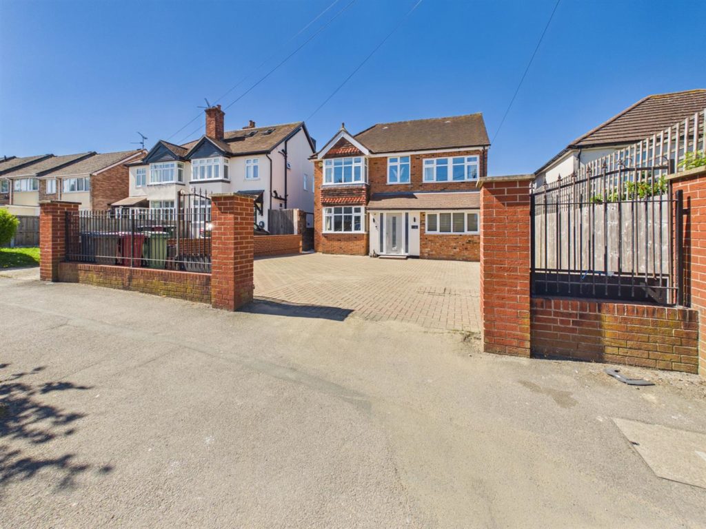 Park Lane, Tilehurst, Reading