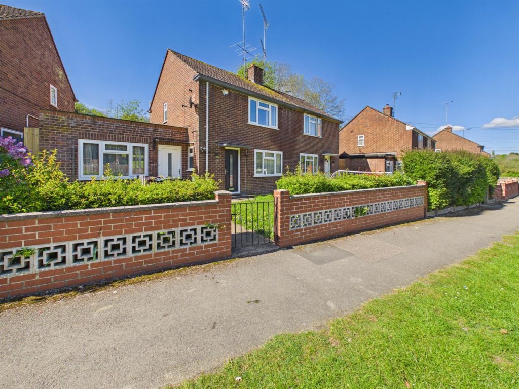 Rodway Road, Tilehurst, Reading