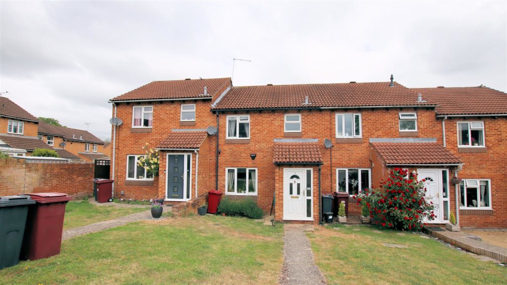 Wealden Way, Tilehurst, Reading