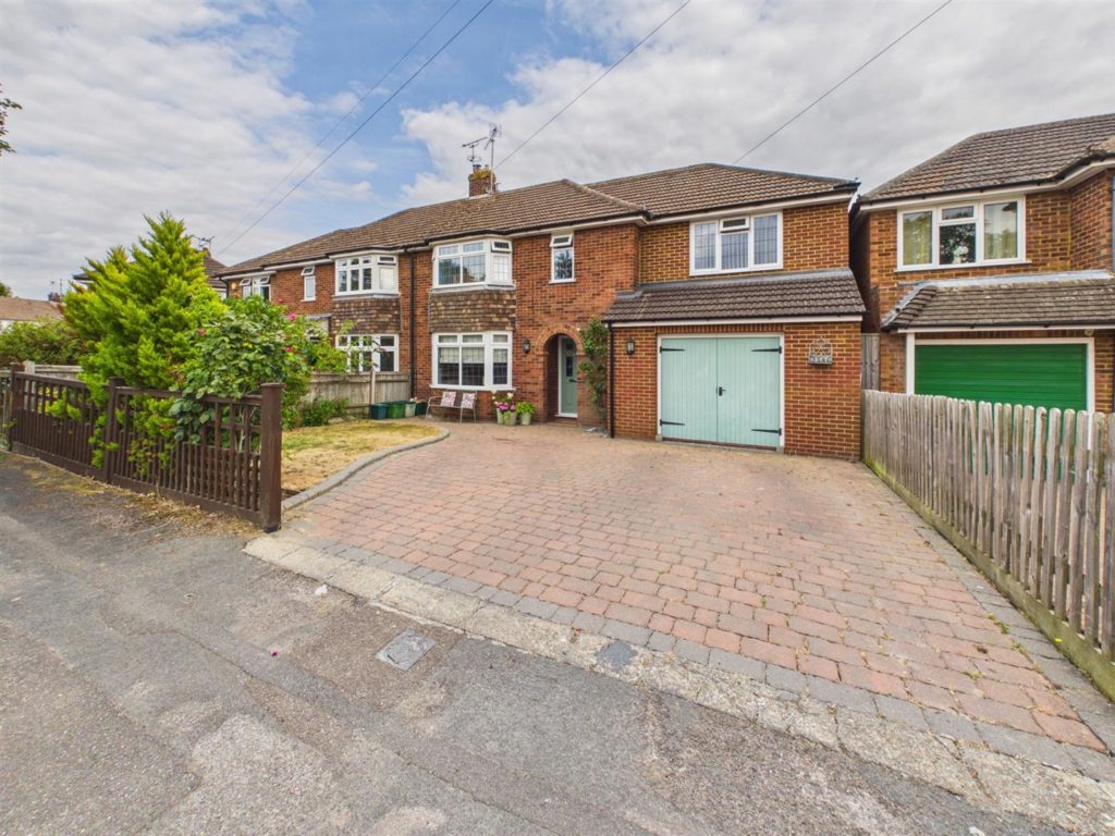 Blewbury Drive, Tilehurst, Reading