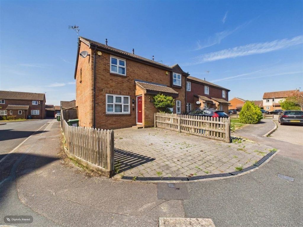 Pemberton Gardens, Calcot, Reading