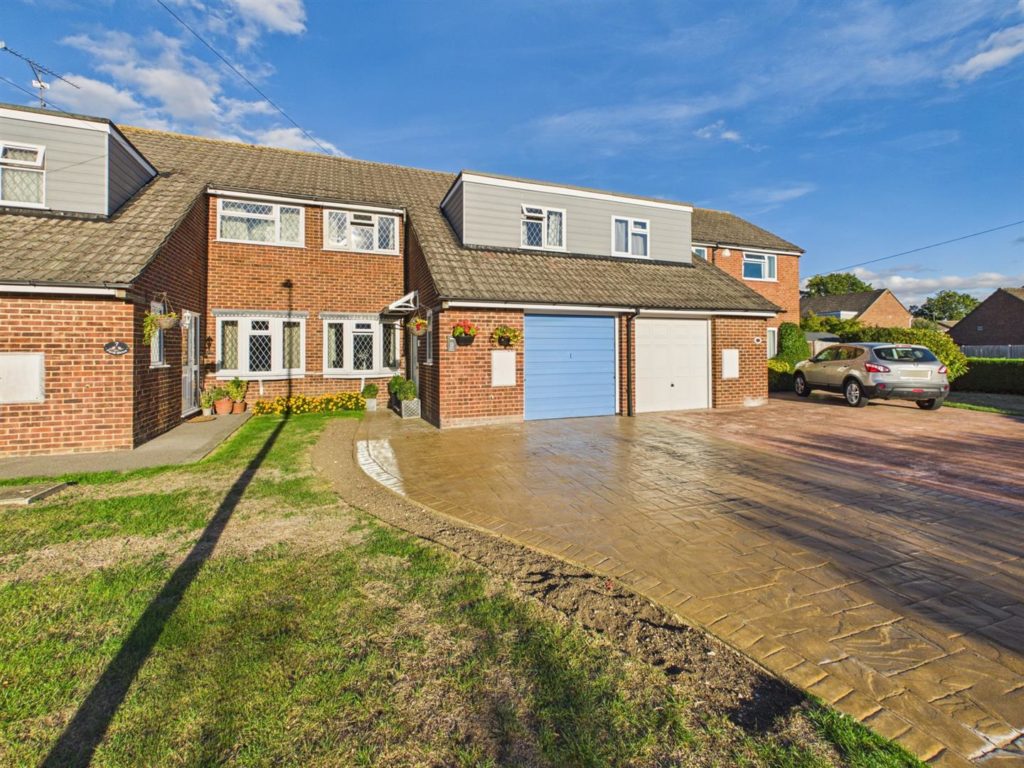 Farm Drive, Tilehurst, Reading